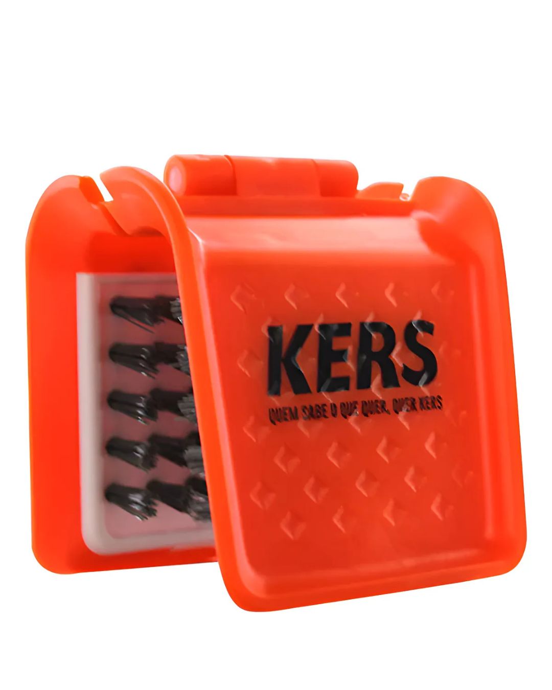 15493761354-kers-dual-clean-escova-limpeza-cintos-carro-jpg.jpg ESCOVA PARA LIMPEZA DE CINTOS DE SEGURANCA SEAT BELT DUAL CLEAN - Imagem 1